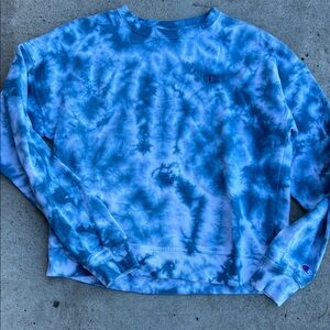 Champion Women’s Aqua Blue Tie-Dye Crewneck Sweater